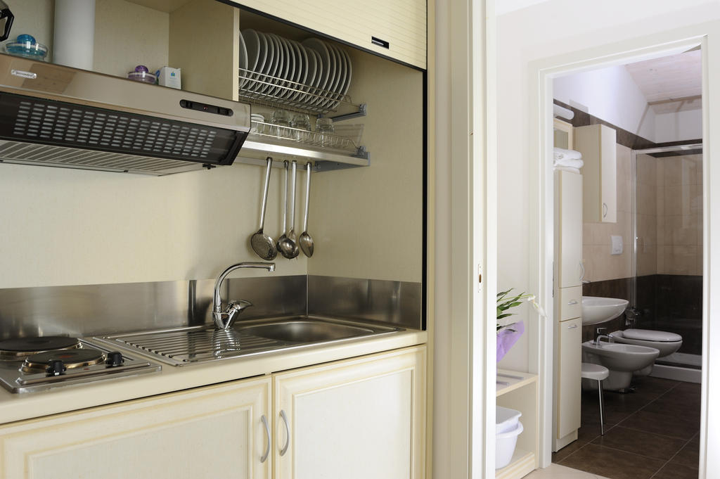 Residence Suite Smeraldo 리치오네 객실 사진
