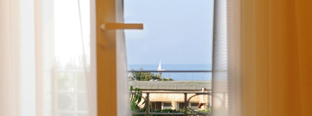 Residence Suite Smeraldo 리치오네 외부 사진