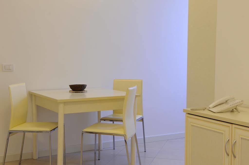 Residence Suite Smeraldo 리치오네 외부 사진